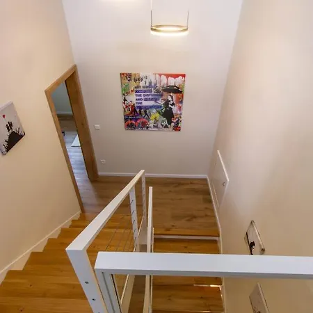 דירה Moselhoehe - 2023 Neu Renoviert, Mit Design-ausstattung & Grossem Garten *