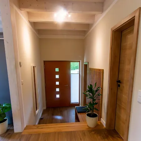 Moselhoehe - 2023 Neu Renoviert, Mit Design-ausstattung & Grossem Garten