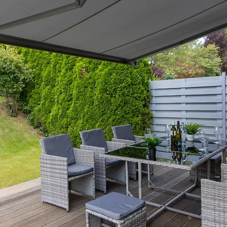 Lejlighed Moselhoehe - 2023 Neu Renoviert, Mit Design-ausstattung & Grossem Garten *