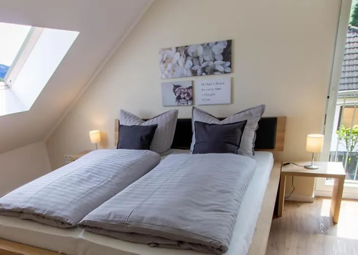 Apartamento Moselhoehe - 2023 Neu Renoviert, Mit Design-ausstattung & Grossem Garten *