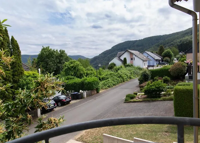 Moselhoehe - 2023 Neu Renoviert, Mit Design-ausstattung & Grossem Garten * Traben-Trarbach