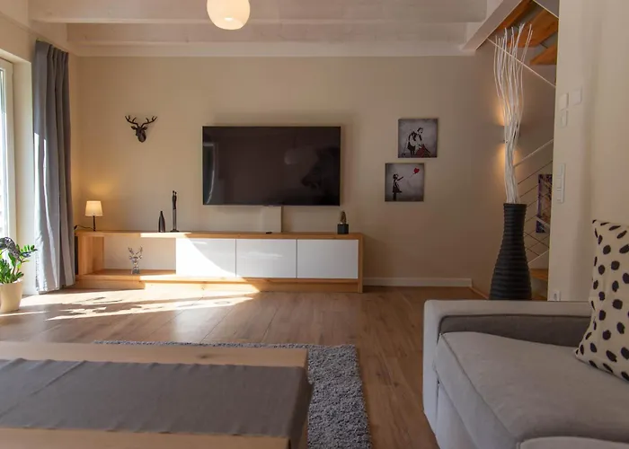 Apartamento Moselhoehe - 2023 Neu Renoviert, Mit Design-ausstattung & Grossem Garten