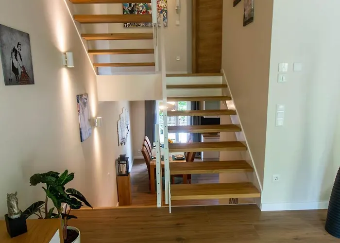 Moselhoehe - 2023 Neu Renoviert, Mit Design-ausstattung & Grossem Garten