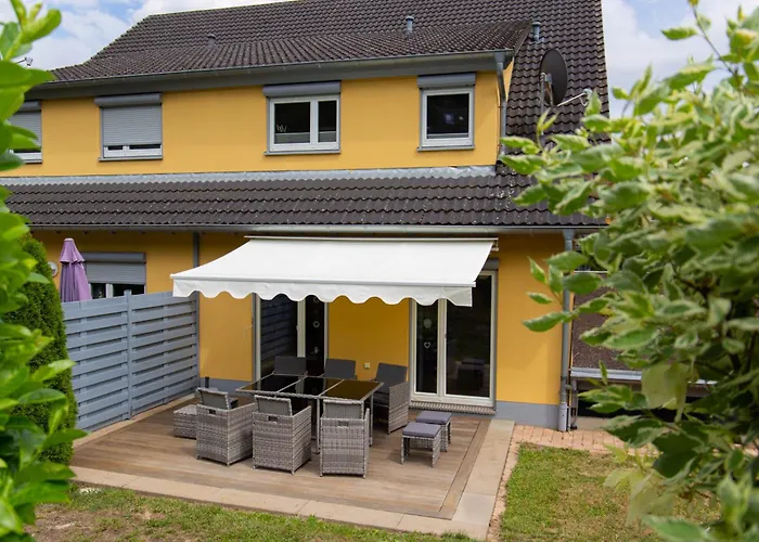 Moselhoehe - 2023 Neu Renoviert, Mit Design-ausstattung & Grossem Garten * Traben-Trarbach