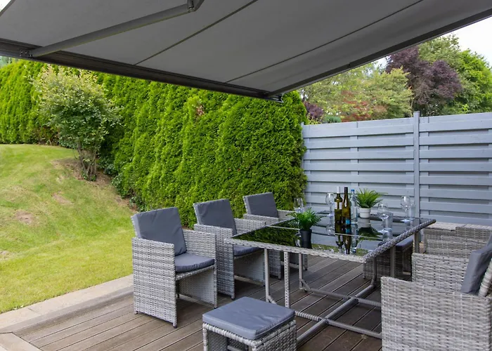 Apartamento Moselhoehe - 2023 Neu Renoviert, Mit Design-ausstattung & Grossem Garten *